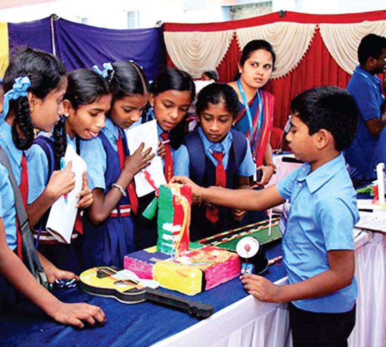 A Holistic Approach To Education Encouraging Independent Thinking In Children Through Interactive Learning
